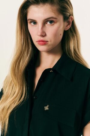 Alternative view of Forel Πουκάμισο