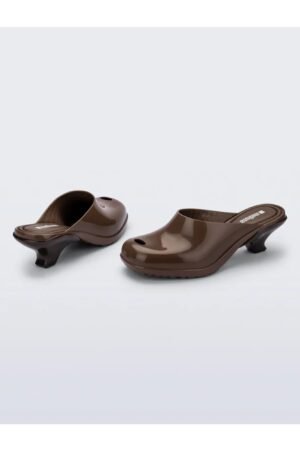 Alternative view of Melissa Mules