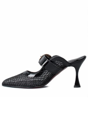 Alternative view of Wall Street Mules